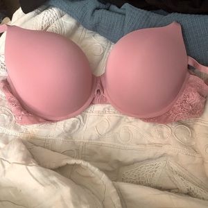 Victoria’s Secret pink bra with lace detail